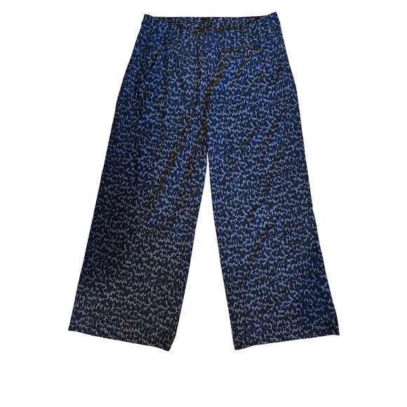 Athleta Blue Animal Printed Wide Leg Crop Pants, Size 12 ComfyStyle TravelPants - Picture 1 of 9